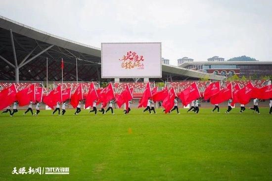 在2023年夏天，马尔基尼奥斯被枪手租借至南特，现在两家俱乐部已经在讨论结束这次租借，这将使得球员在1月份回到酋长球场。